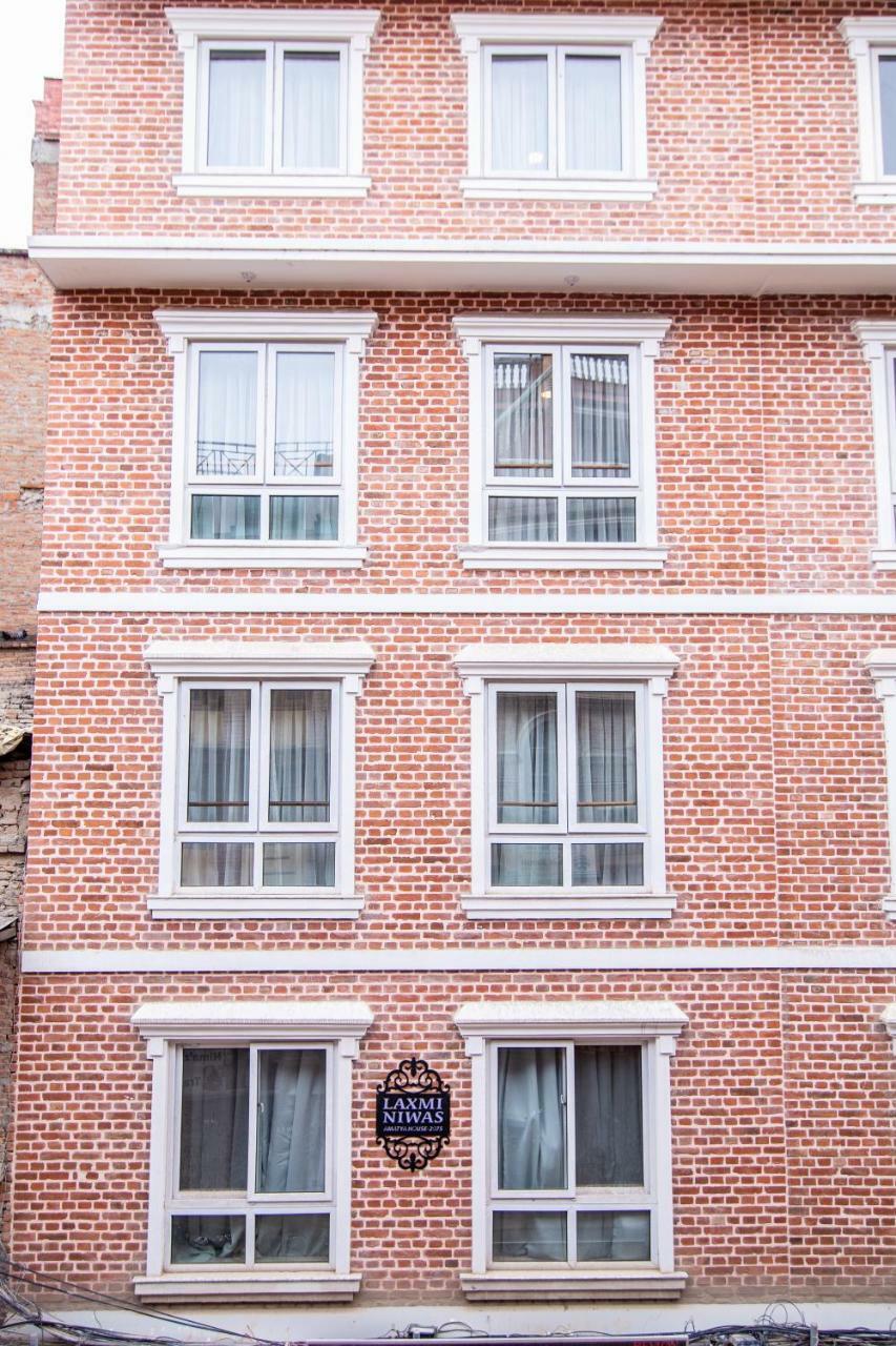 Laxmi Niwas Hotel Lalitpur Екстериор снимка