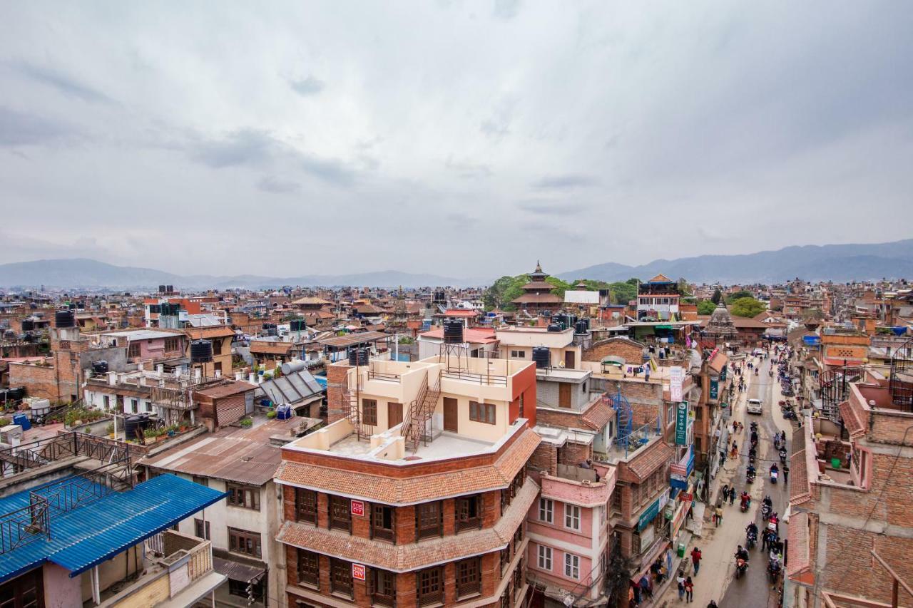 Laxmi Niwas Hotel Lalitpur Екстериор снимка